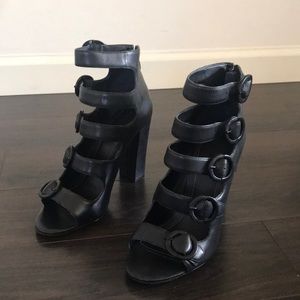 KENDALL + KYLIE Evie Black Leather Heels